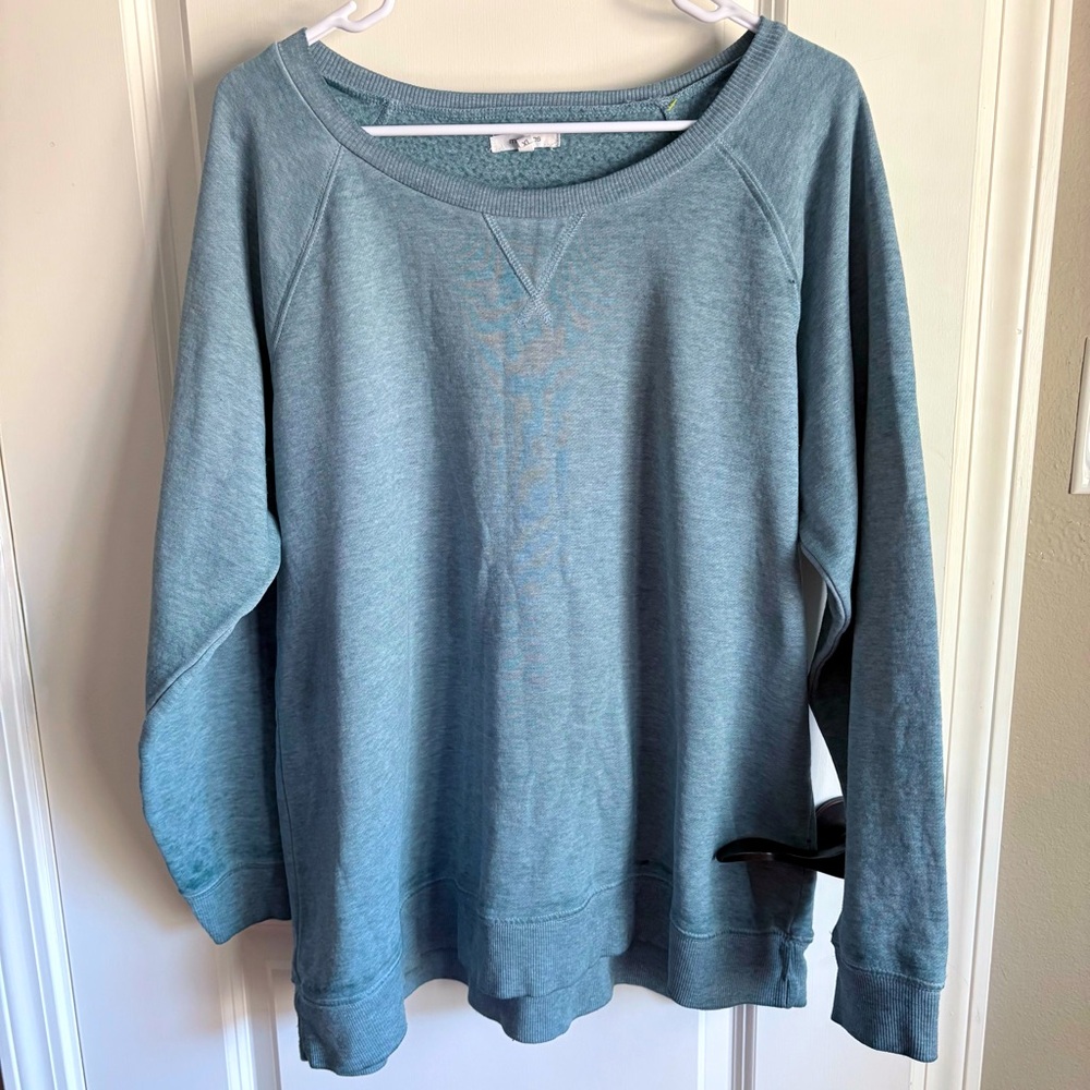 Maurice’s Heather Blue Sweatshirt